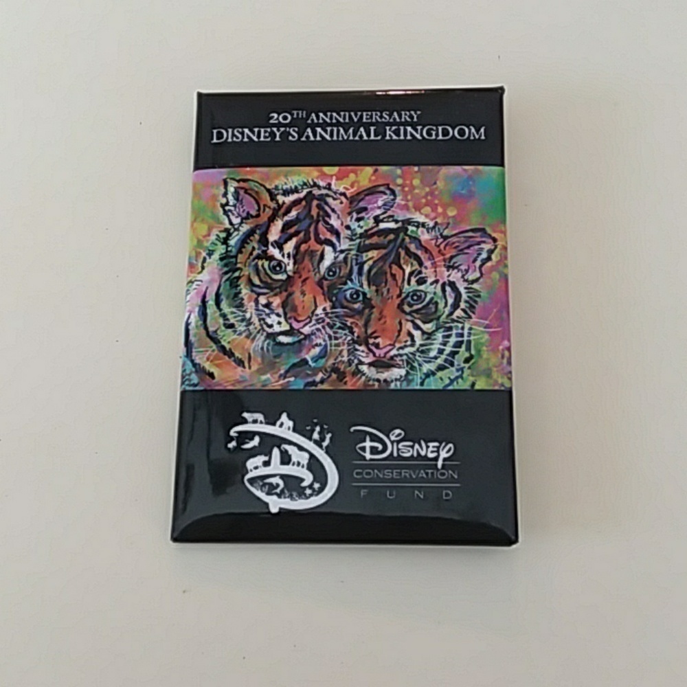 Disney animal kingdom 20th anniversary button